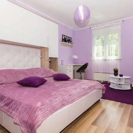 Holiday home Cozy Home In Pula With Outdoor Swimming Pool