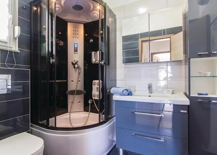 펜션 3 Bedroom Pet Friendly In Pula *