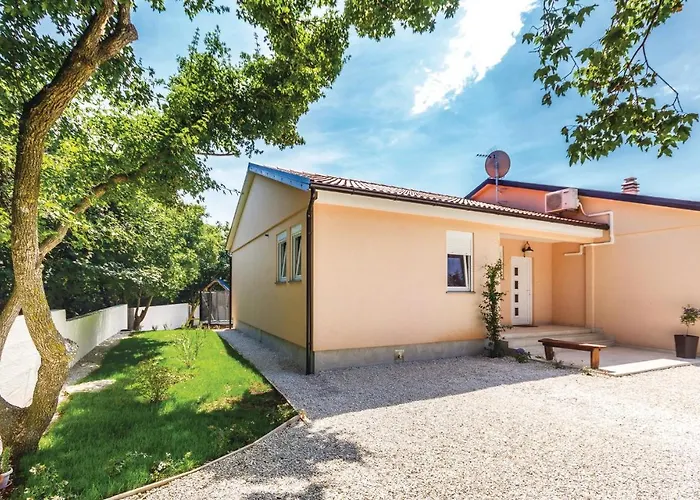 3 Bedroom Pet Friendly In Pula