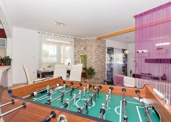 3 Bedroom Pet Friendly In Pula *