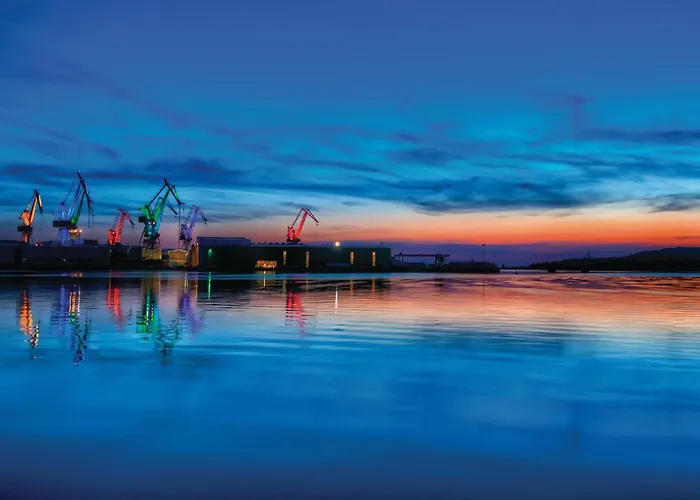 3 Bedroom Pet Friendly In Pula 풀라